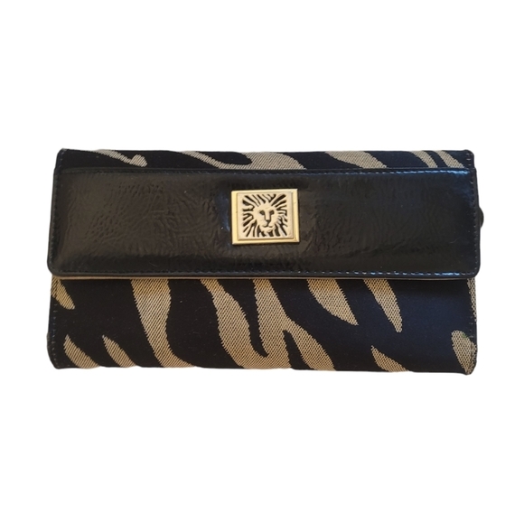 Anne Klein Vintage Animal Print Patent Leather‎ Wallet - Picture 2 of 4